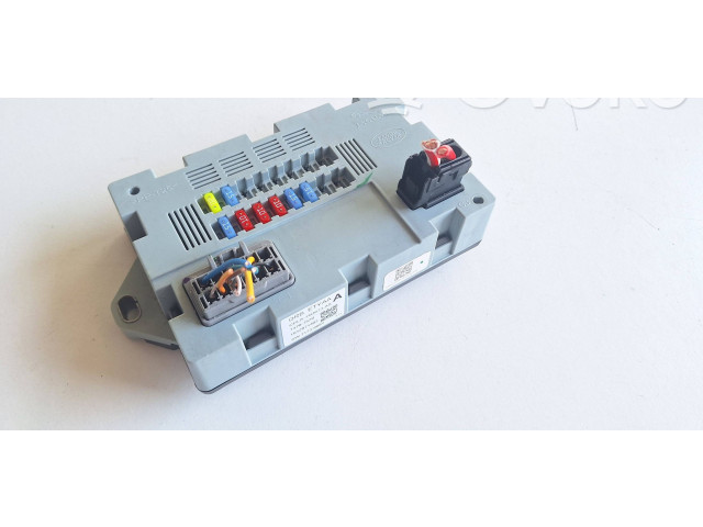   Pojistková skříňka CPLA14Q073AA, 73707520   Jaguar F-Pace 2017