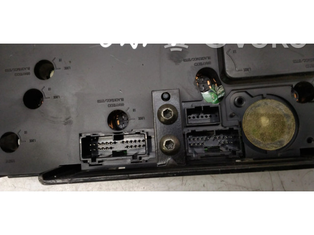 Блок управления климат-контролем 7923   Volvo V70