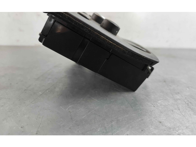 Блок управления климат-контролем 7923 Volvo S60