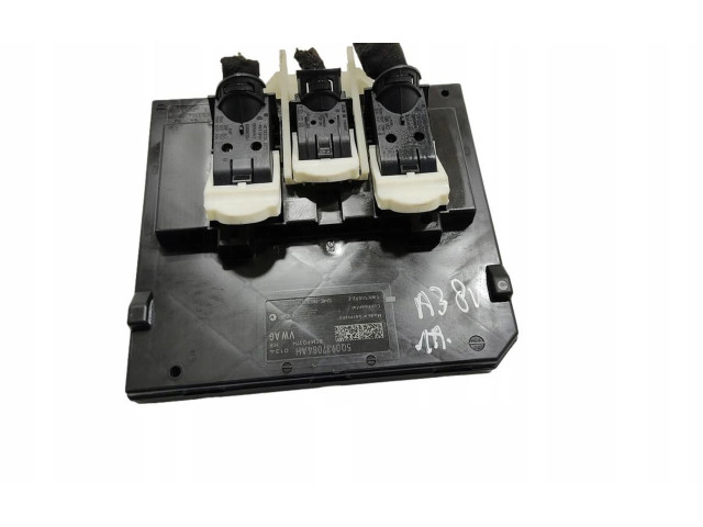Блок комфорта 5Q0937084AH Audi A3 S3 8V