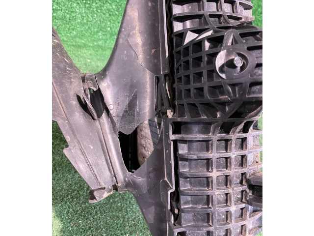 Интеркулер  4M014580   Audi Q8 