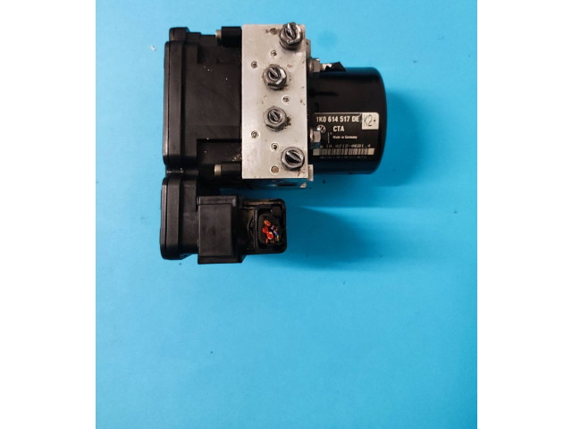 Блок АБС 1K0907379BJ, 1K0614517DE Skoda Octavia Mk2 (1Z) 2004 - 2013 года