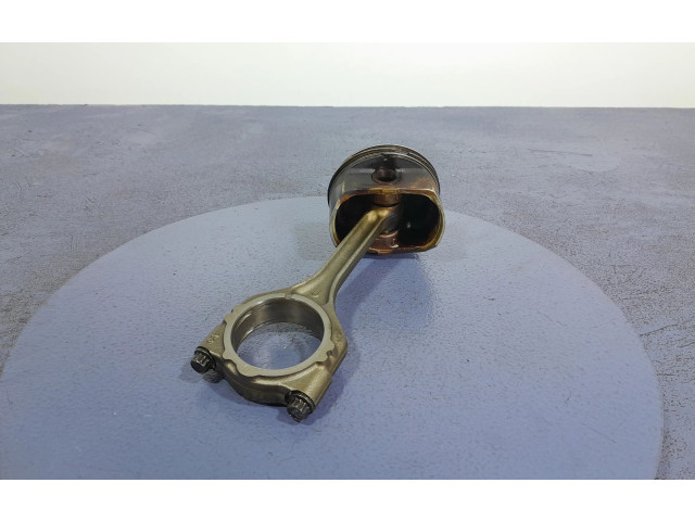 Поршень P04884884CA Jeep Compass для бензинового двигателя 2.0