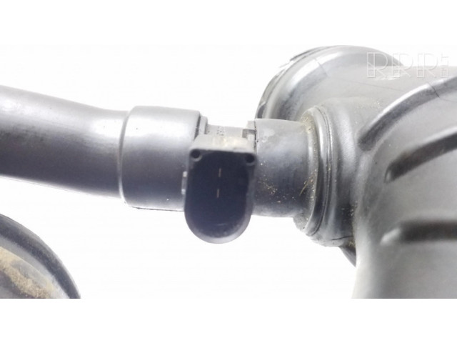 Деталь (детали) канала забора воздуха