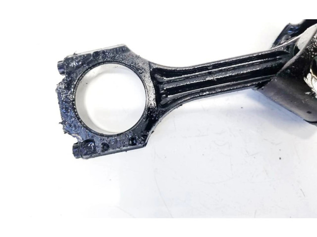 Поршень с шатуном Volvo S80