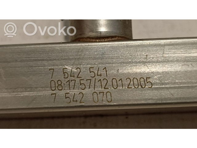 Vstřikovací lišta 7542541 BMW 5 E60 E61 pro benzínový motor 2.5