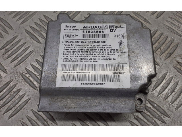 Блок управления надувных подушек 51838066   Fiat Grande Punto