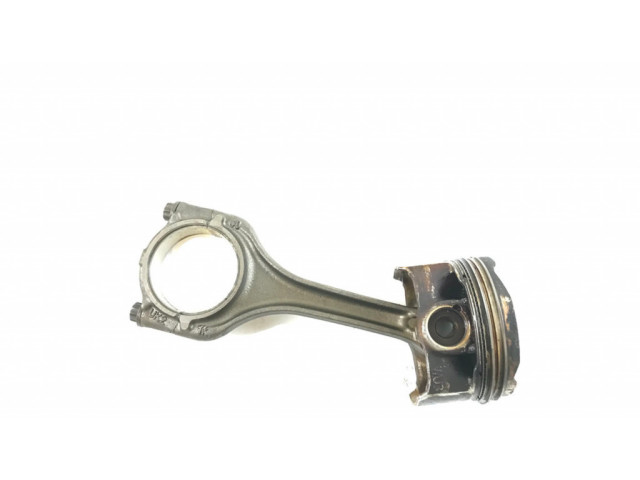 Píst 04EAM Audi A3 S3 8V pro benzínový motor 1.5 DADA TFSI