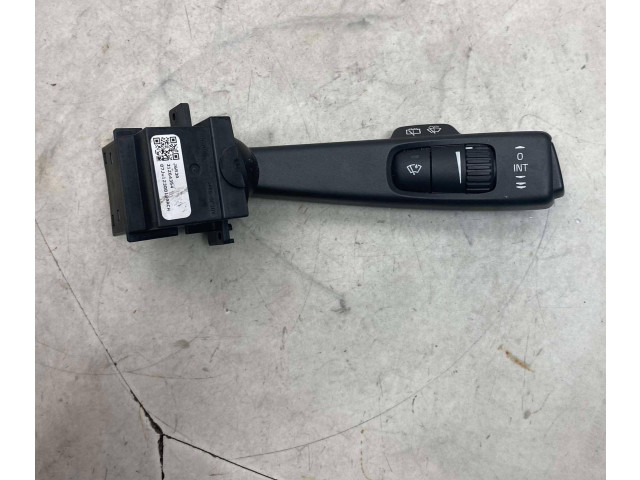 Ручка стеклоочистителей 31264354   Volvo V70