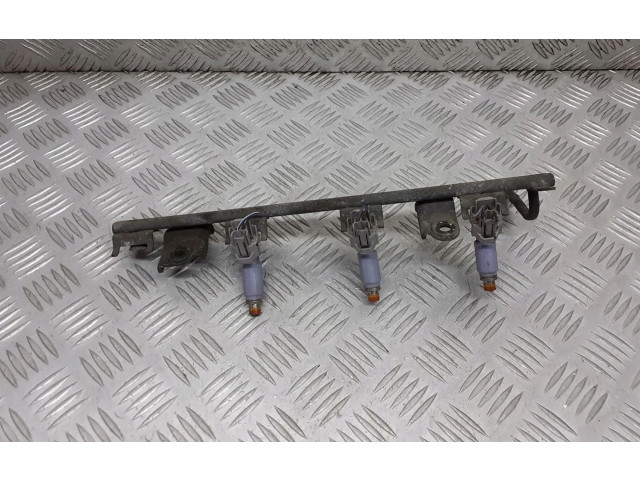 Vstřikovací lišta Suzuki Ignis