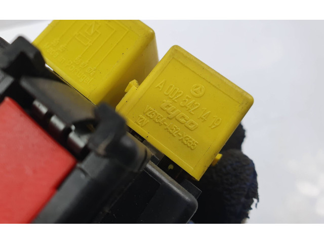 Блок предохранителей     Mercedes-Benz SL R230    