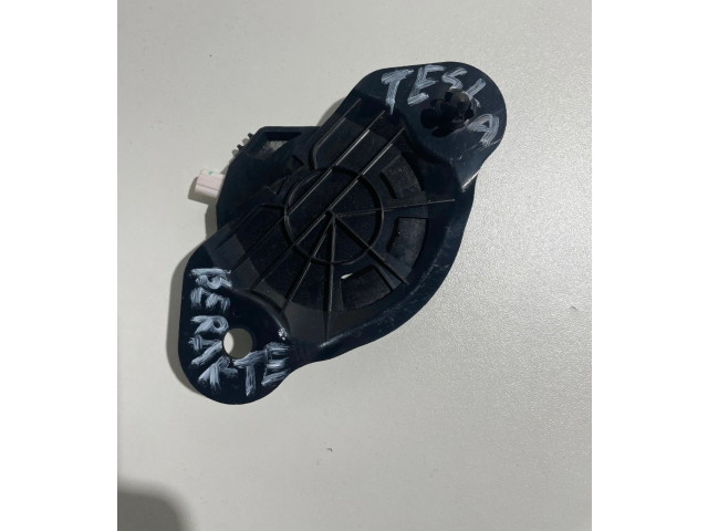 Блок управления 12069-002   Tesla Model S