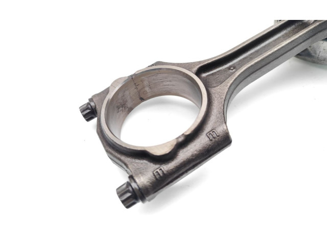  Поршень с шатуном D5204T2 D5204T2  Volvo V70  