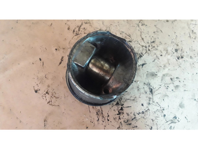  Поршень  NOCODE  Citroen C3 Picasso для дизельного двигателя 1.6