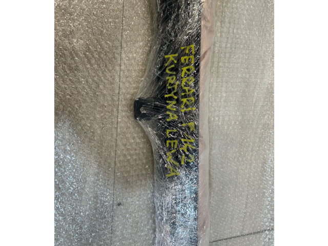 Боковая подушка безопасности Ferrari 488 Pista