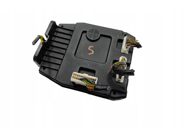 Блок предохранителей KIA Venga