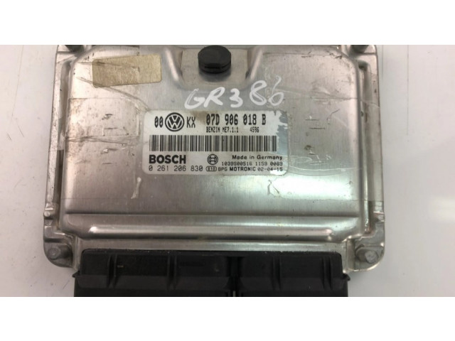 Řídící jednotka 07D906018B Volkswagen PASSAT B5.5 2003