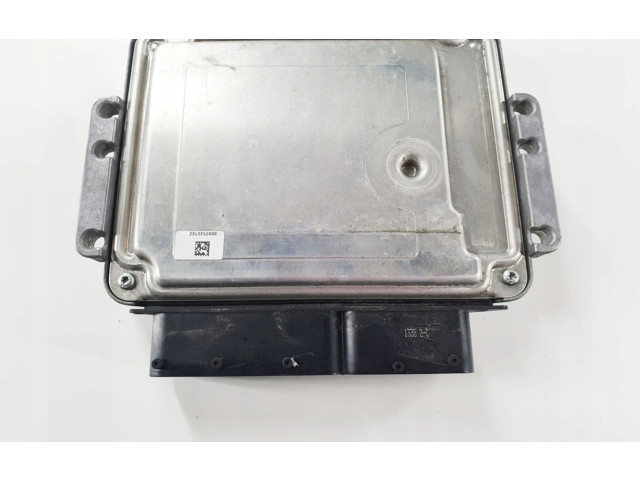 Блок управления двигателя 51836445   Lancia Delta III