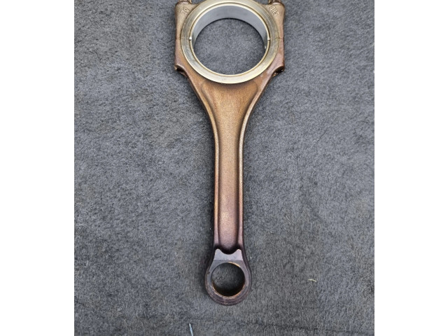 Шатун  06E198401B    Audi A7 S7 4G  