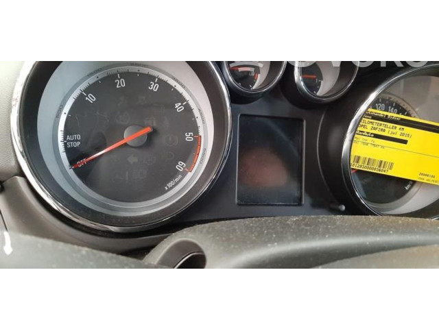 Přístrojová deska  Opel Zafira C 2015 600775881, 5005823151480561  