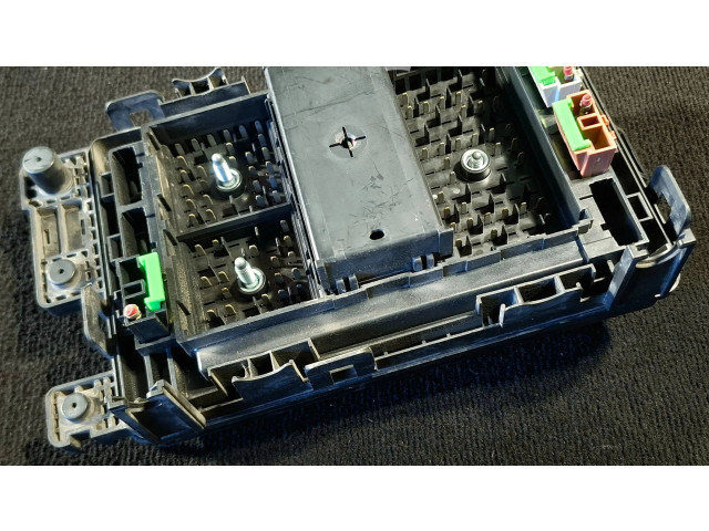 Блок предохранителей Chevrolet TrailBlazer