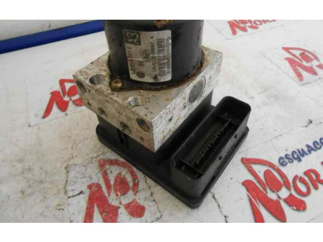 Блок АБС 1J0614117E Skoda Octavia Mk2 (1Z) 2004 - 2013 года