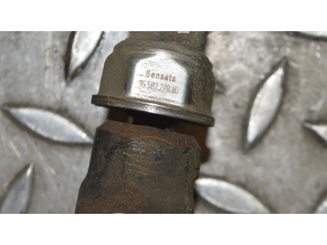 Vstřikovací lišta 9654592680, 9658227880 Peugeot 307