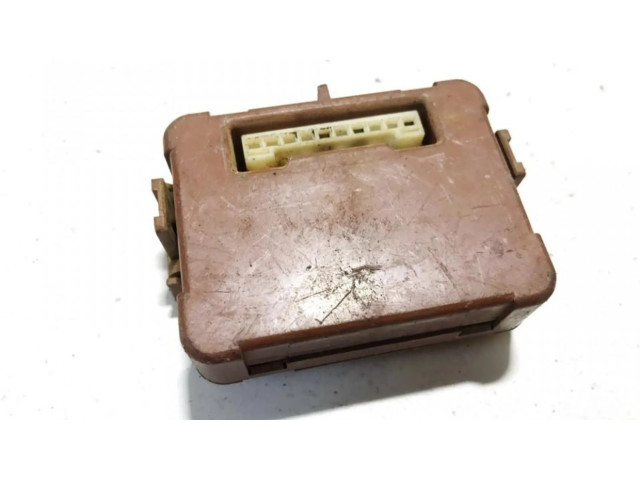 Блок управления mb953355, 12v Mitsubishi Carisma