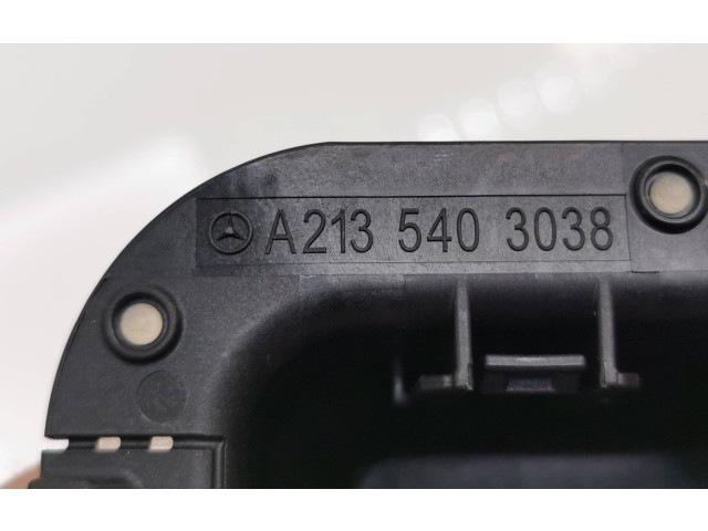 Блок предохранителей  A2135403038, 2043050017   Mercedes-Benz EQC    