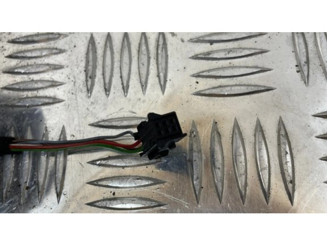 Zpětné zrcátko BMW 5 E60 E61 2004 E1010748