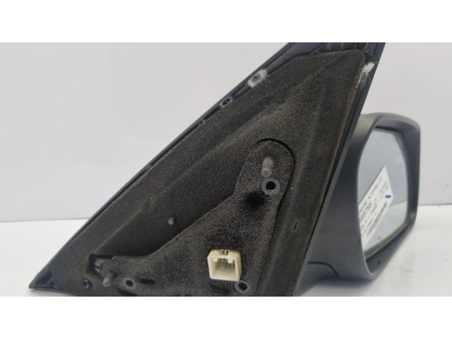 Зеркало электрическое правое Mazda 3 I 2003-2006 года