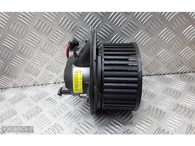 Вентилятор печки F997167J Skoda Yeti (5L)