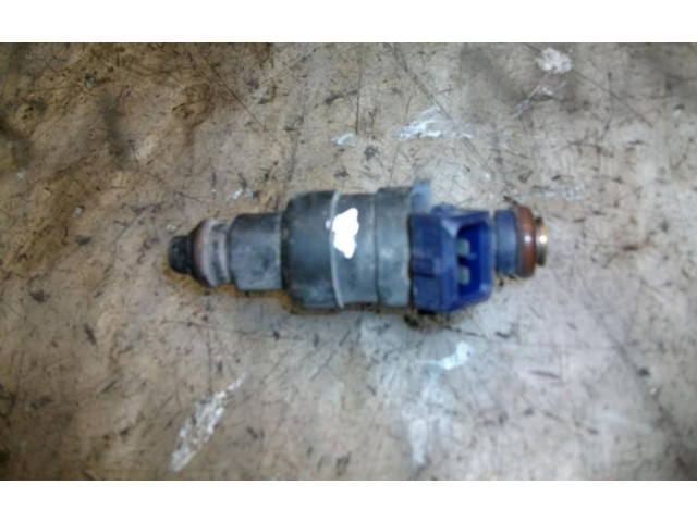 Vstřikovač Renault Megane I K7M702