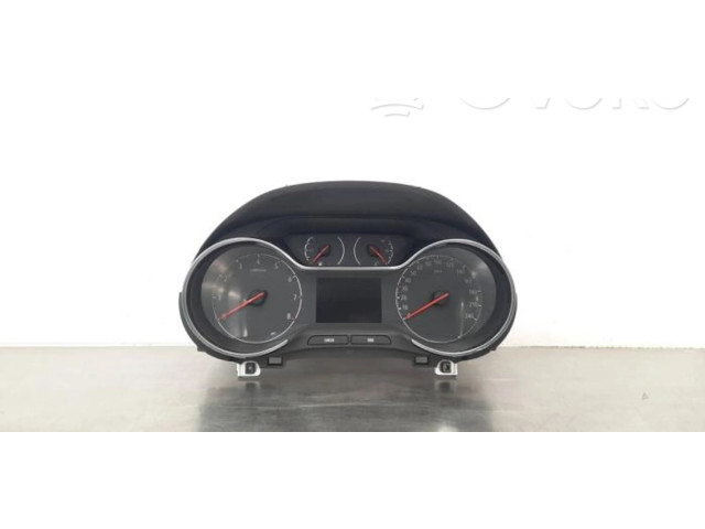 Přístrojová deska Nissan Versa 2020 9836358680