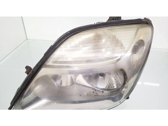 Передняя фара