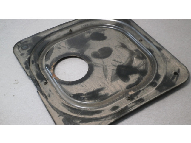 Защита дна топливного бака