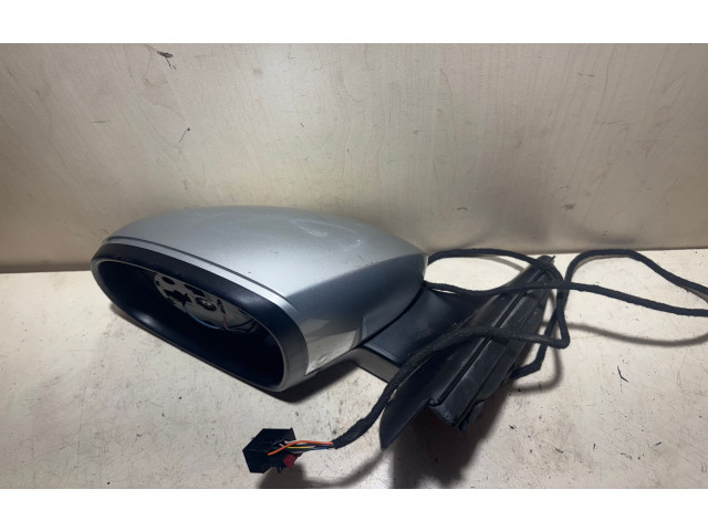 Зеркало электрическое Skoda Yeti (5L) 2009 - 2017 года