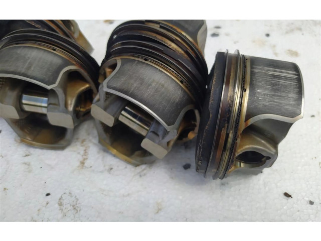 Поршень 86L134 Maserati Levante