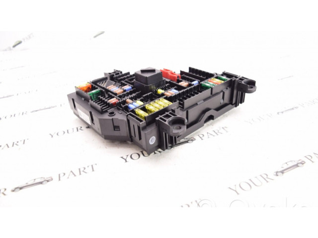 Блок предохранителей 9210859   BMW X3 F25    