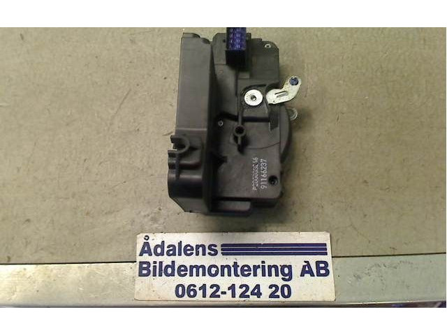 Двигатель центрально замка       Renault Trafic II (X83)  2001 - 2014 года   