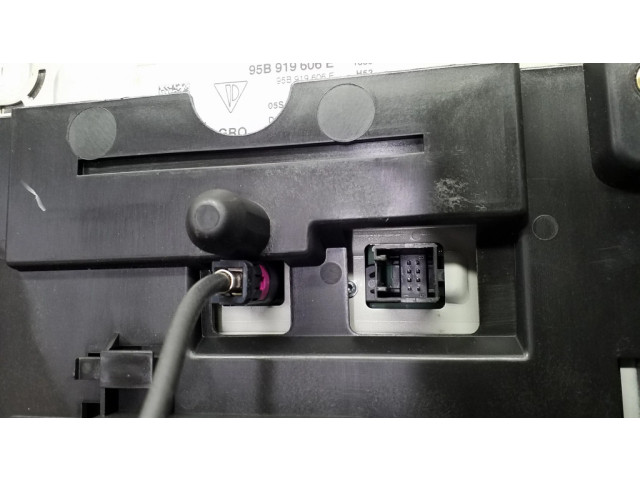 Дисплей 95B919606E Porsche Macan