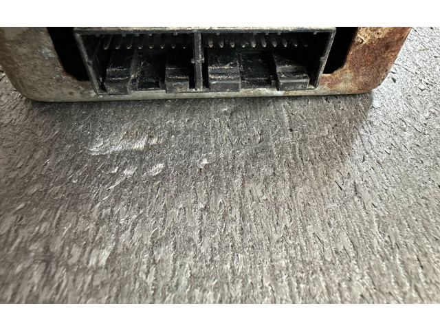 Řídící jednotka 2371022J00 Nissan Patrol Y60 1996