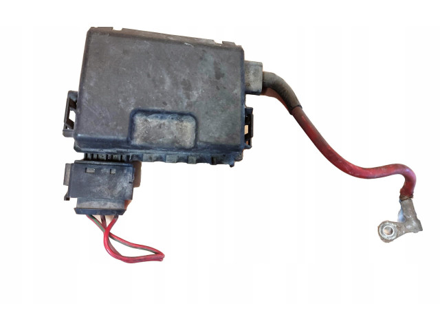 Pojistková skříňka Volkswagen New Beetle 2004