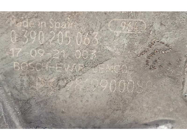 Двигатель стеклоочистителя заднего стекла 9819900080, 0390205114   Citroen C3