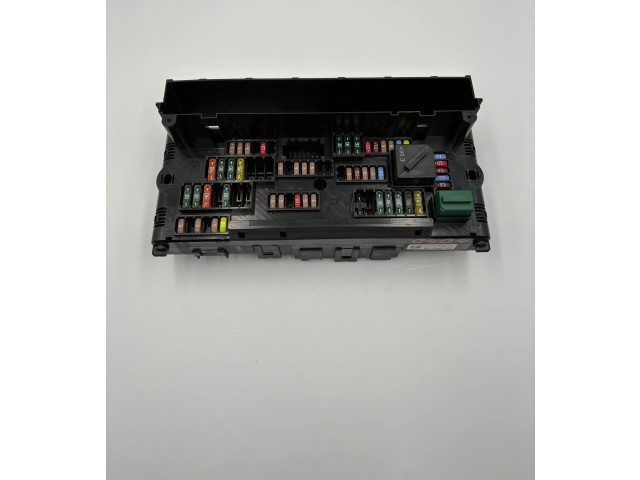 Блок предохранителей 9210863, 00888306 BMW X3 F25