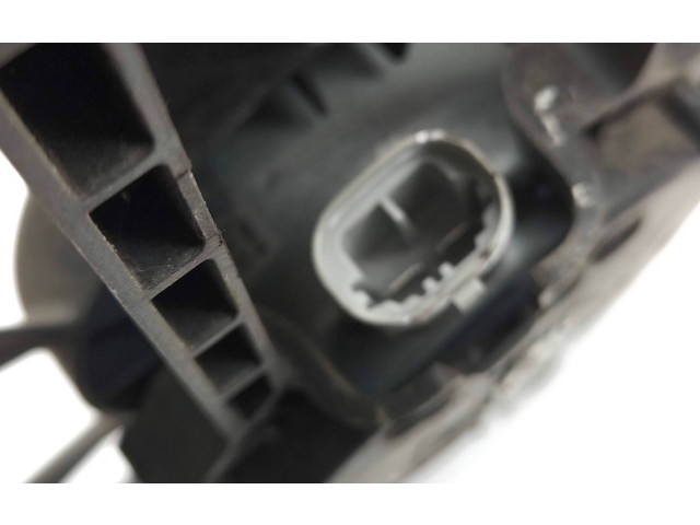 Поршень Электрический вентилятор радиаторов H5F408 (MR) 214816117R, MN167581 Renault Megane IV