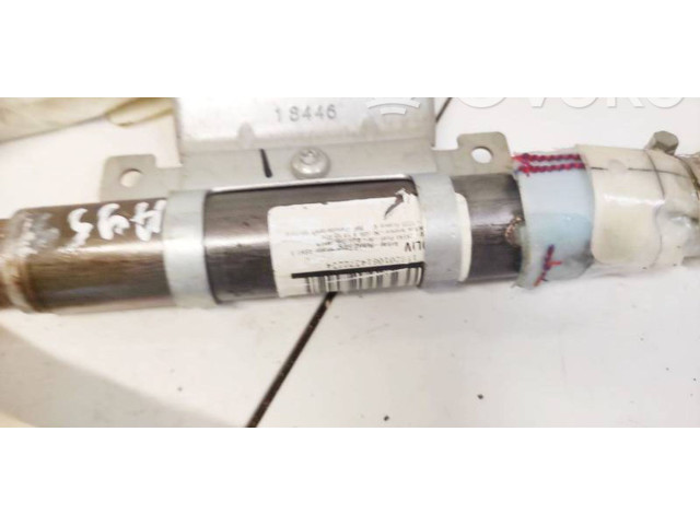 Боковая подушка безопасности    Volvo V70