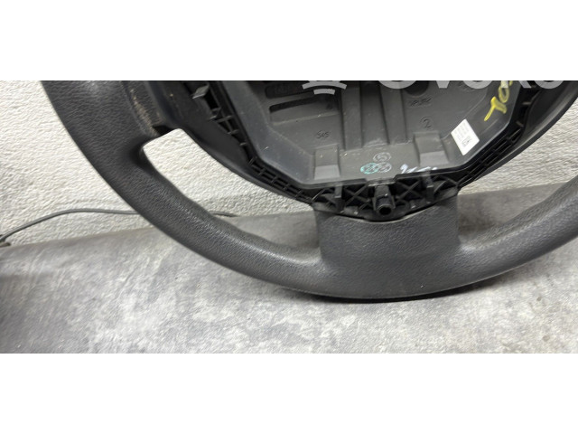 Руль Dacia Duster 2010 - 2017 года 484009403R