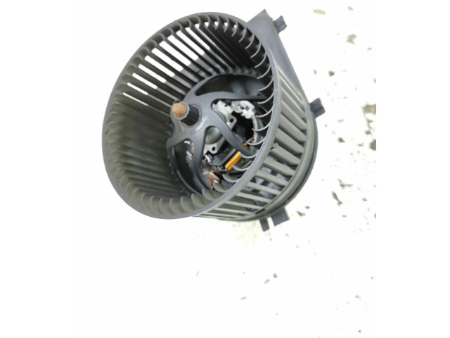 Вентилятор печки    1J1819021C, 11904E   Audi TT Mk1