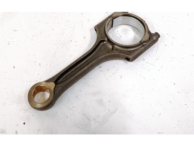 Шатун B4204T11     Volvo XC60  